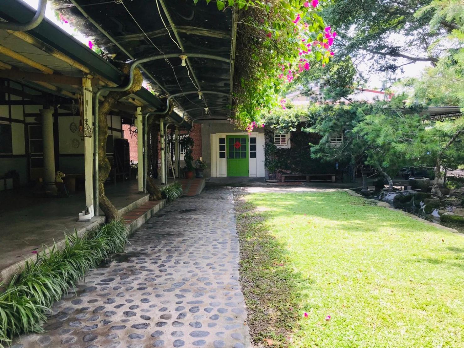 Fujin 嘉義竹崎白樹腳驛棧萬坪生態包棟烤肉親子民宿 מראה חיצוני תמונה